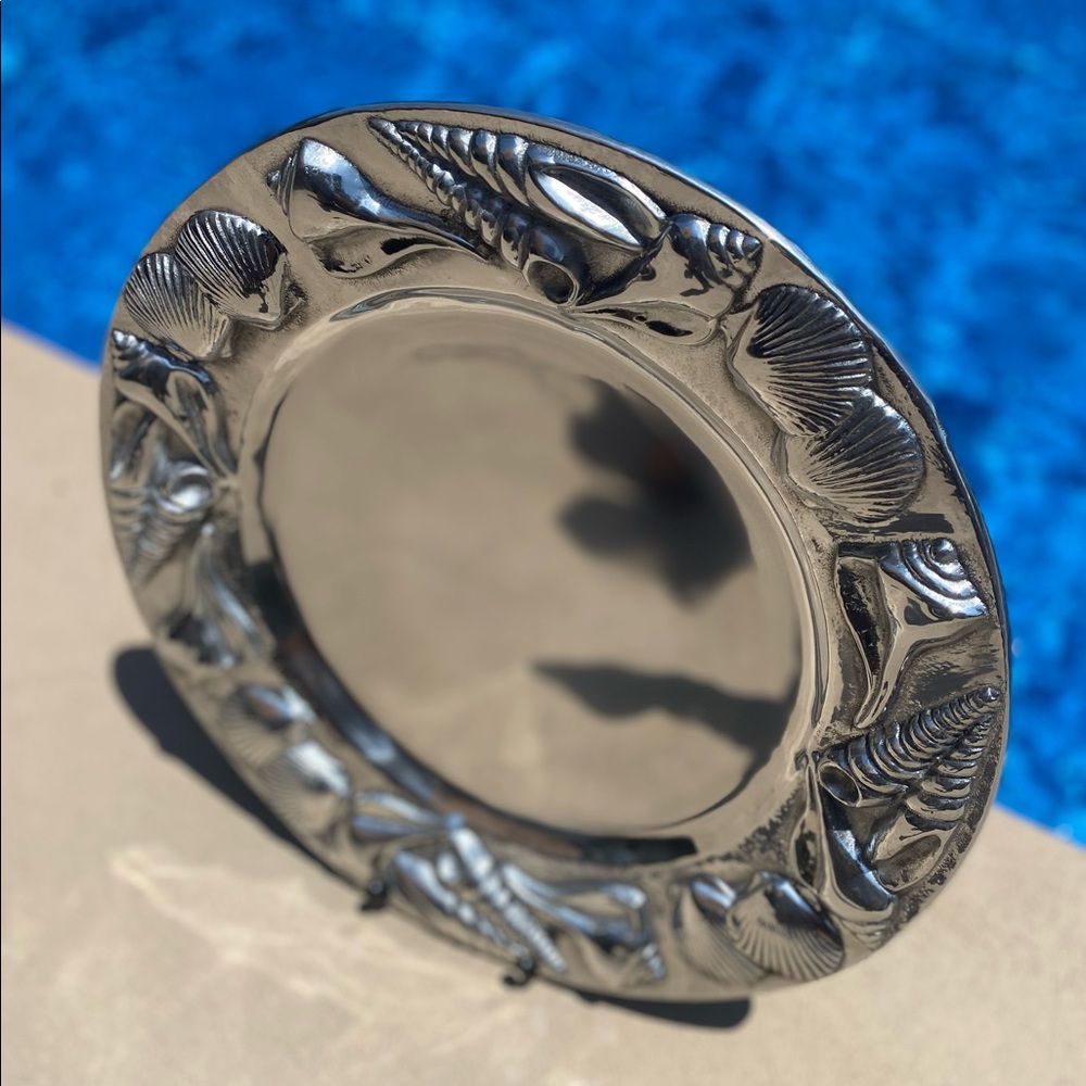 Seashell Round Serving Platter - Picture 9 of 10